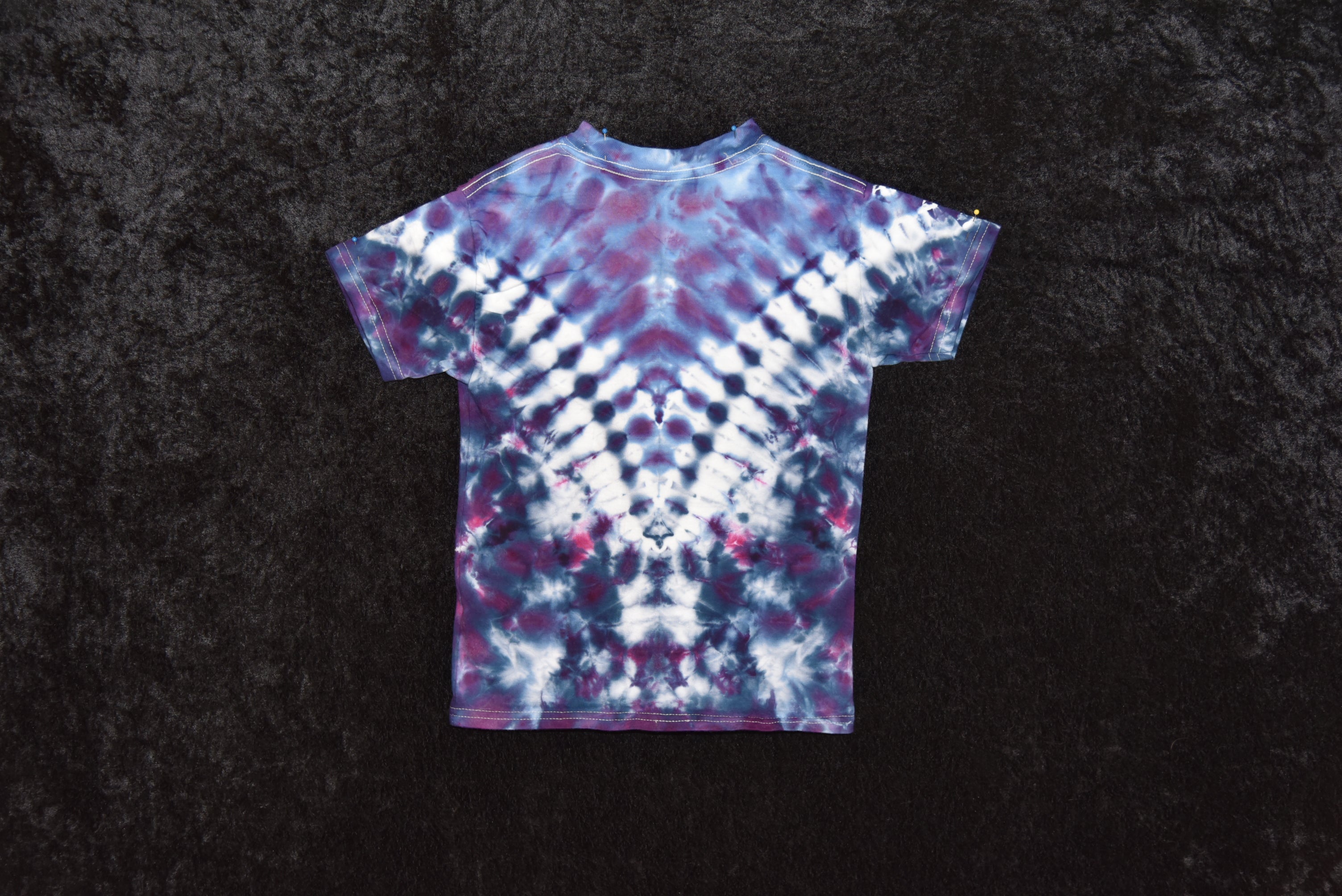 Youth (Size XS) T-shirt - Purple and Blue "V"