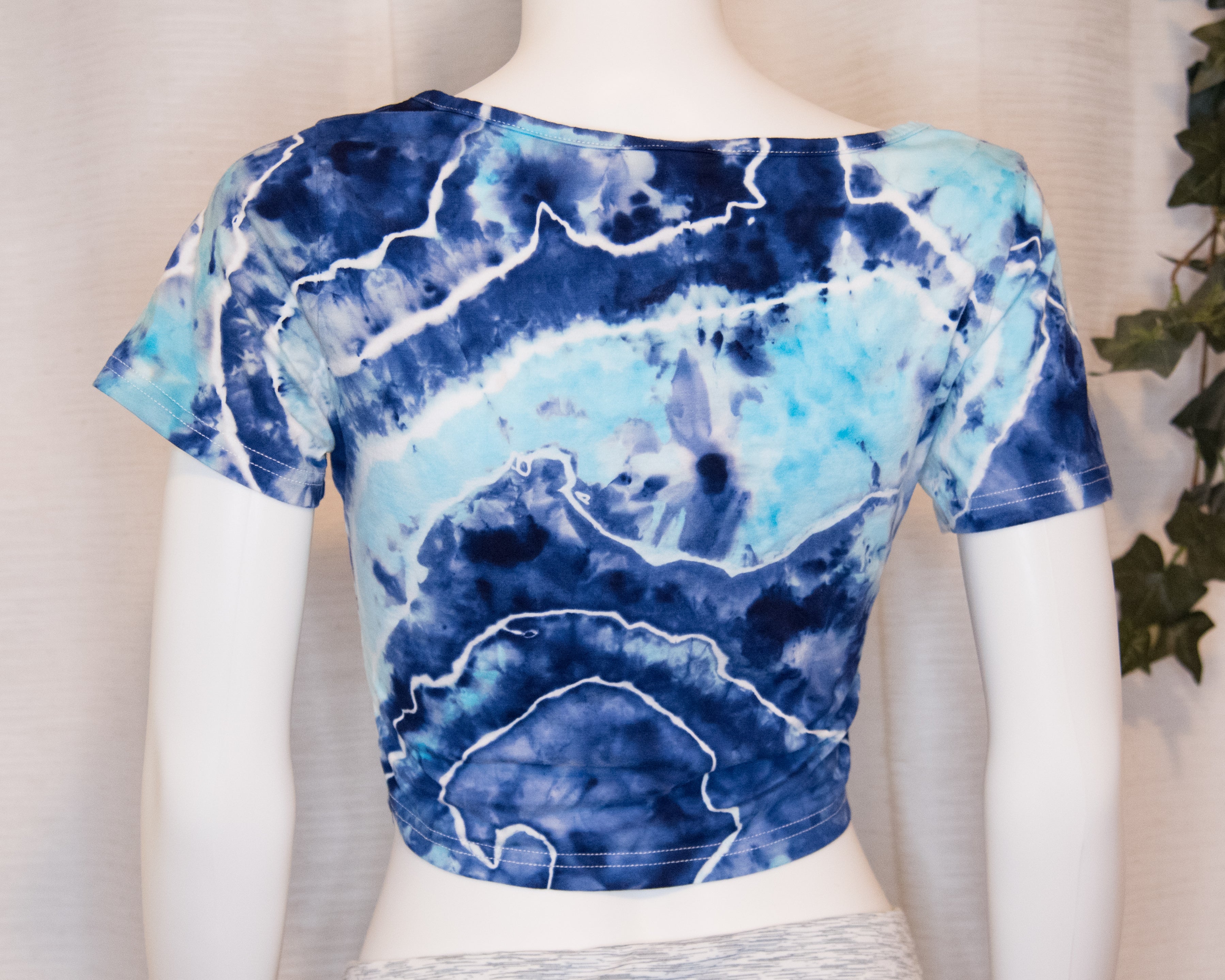 Crop Top - L - Blue Geode