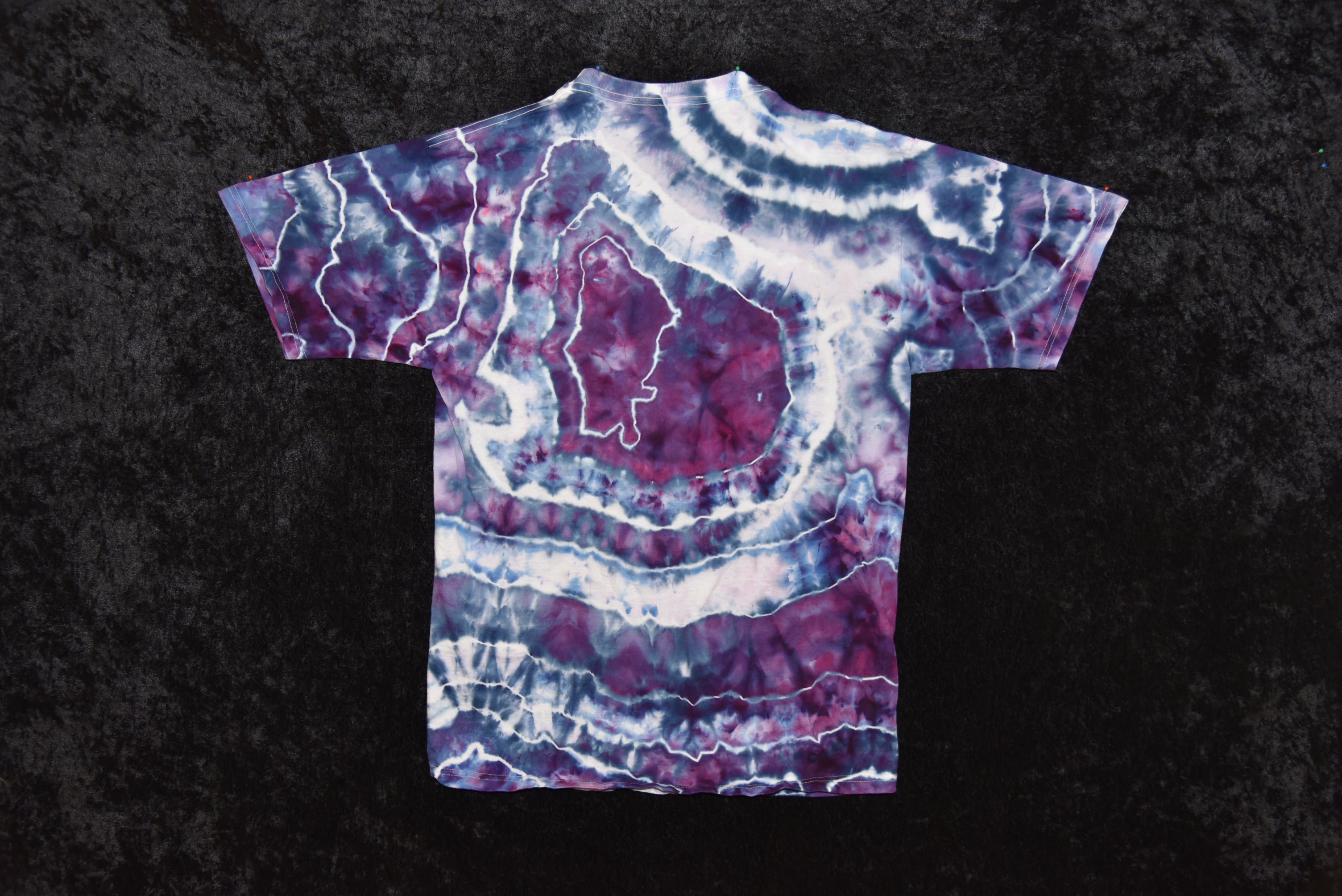 L (adult) - T-Shirt - Purple Geode