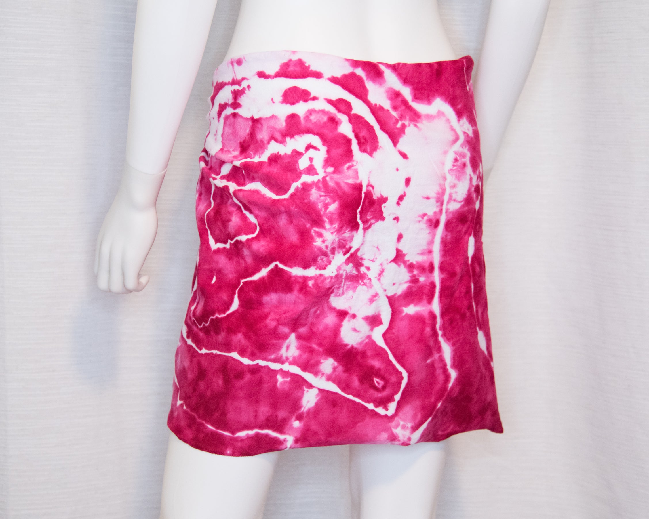 Short Beach Sarong - Fuchsia Red