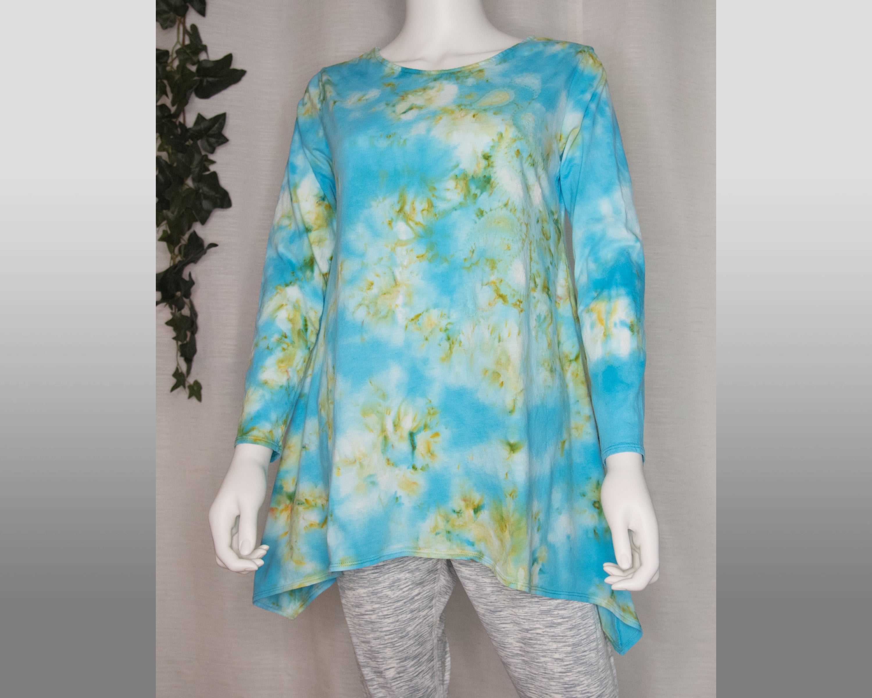 M - Asymmetric Women's Shirt - Blue Green - Tear Drops