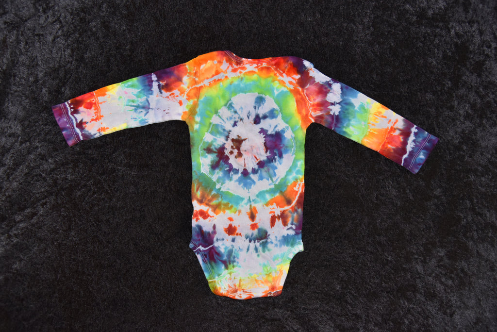 18 mo. bodysuit - Rainbow Bullseye