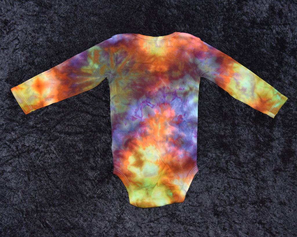 24 mo. bodysuit - rainbow heart