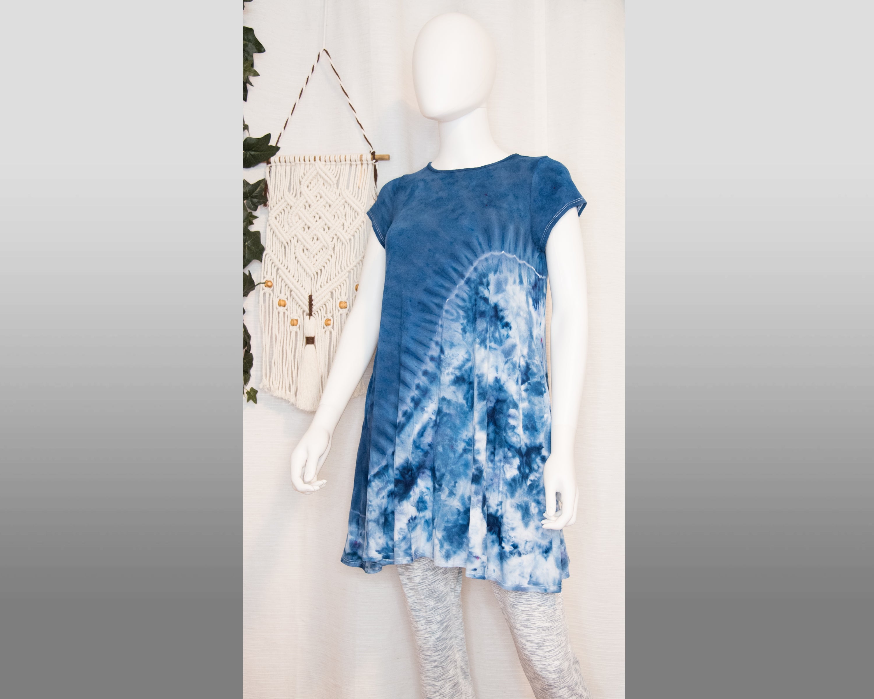 Short Sleeve Dress - Small - Blue