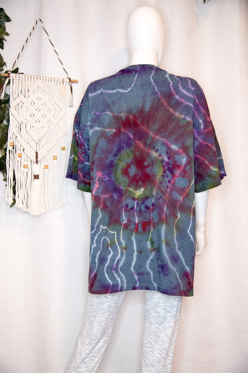 2XL (adult) - T-Shirt - Abstract Explosion design