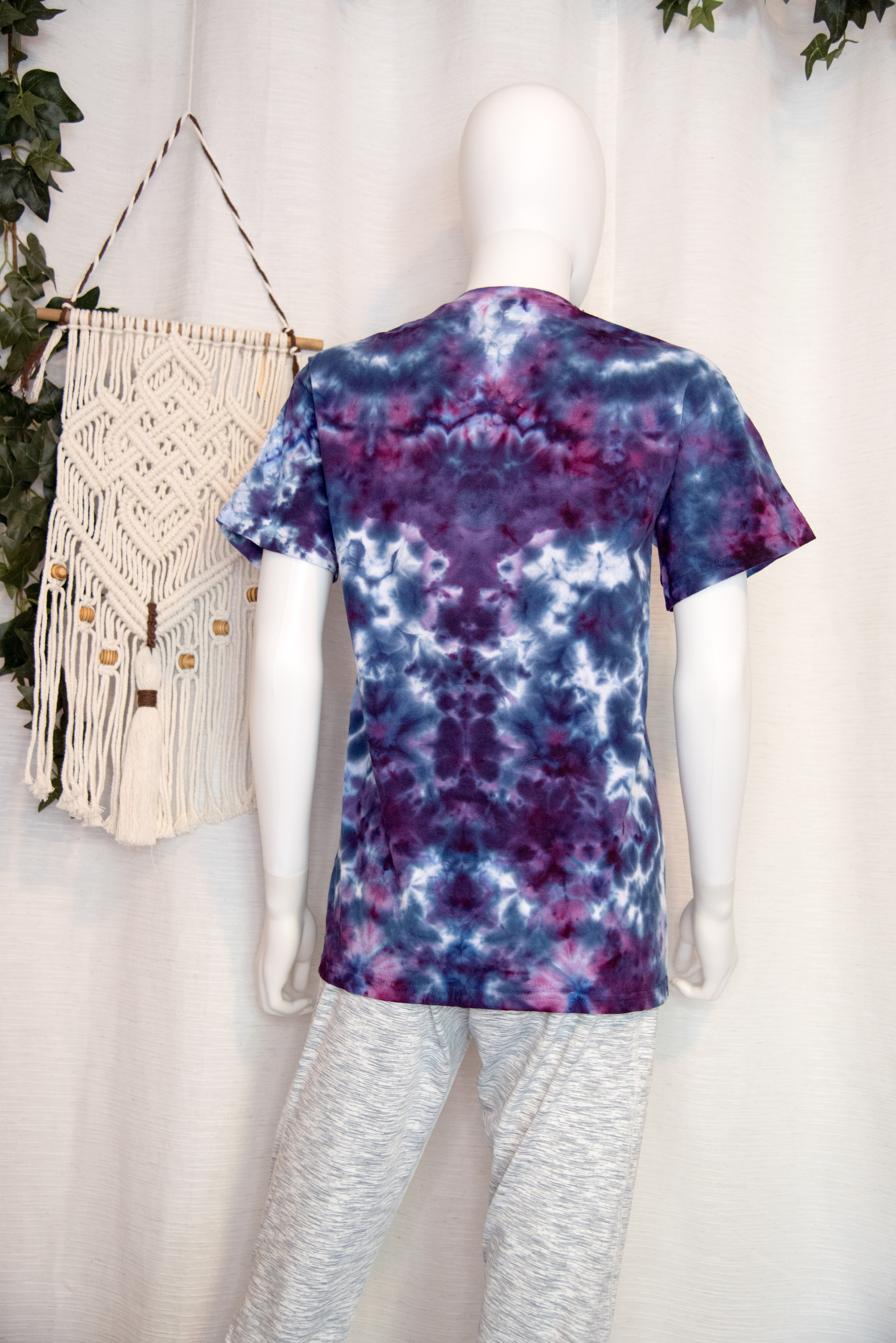 S (adult) - T-Shirt - Leaf Pattern