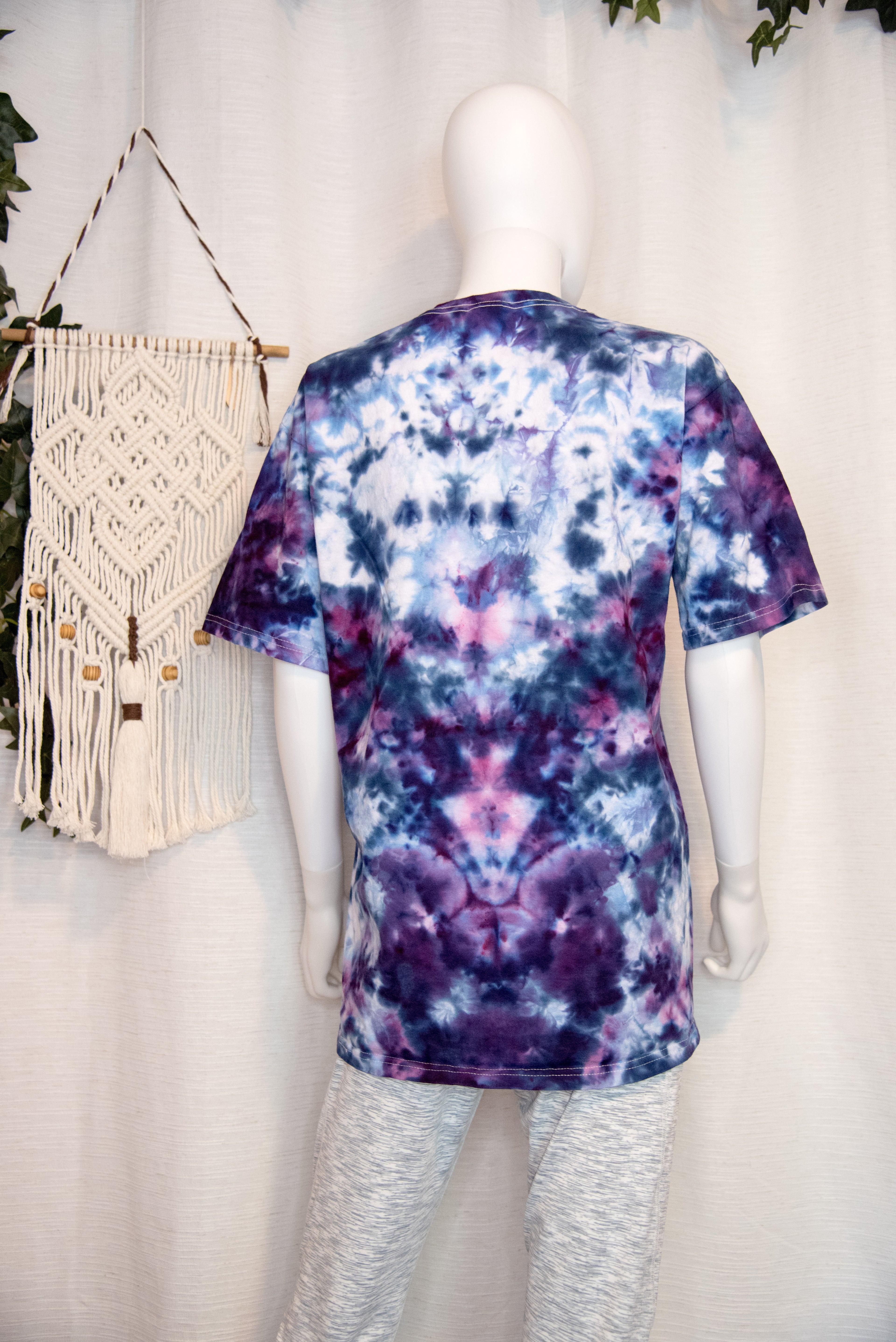 L (adult) - T-Shirt - Leaf Pattern