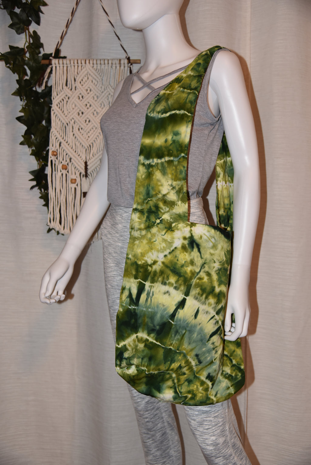 Wide Strap Hobo Bag - Green
