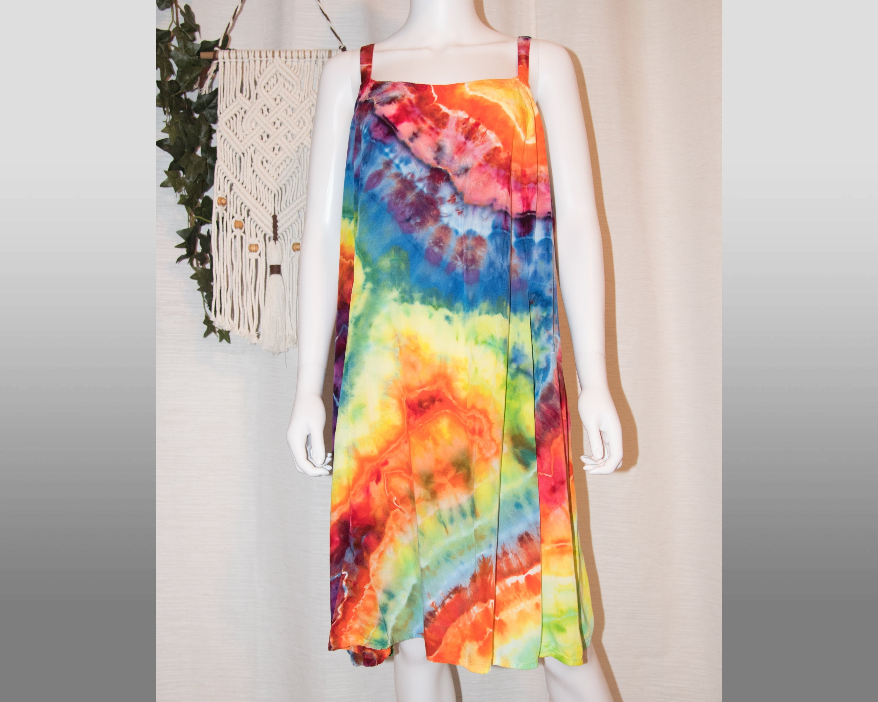 2XL - Short Rayon Dress - Rainbow Geode