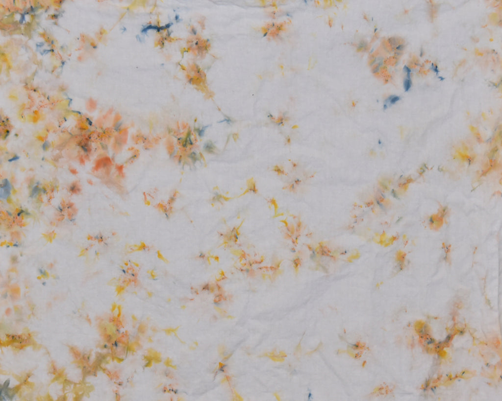 Quilter's Cotton Fabric - 17" x 18.5"