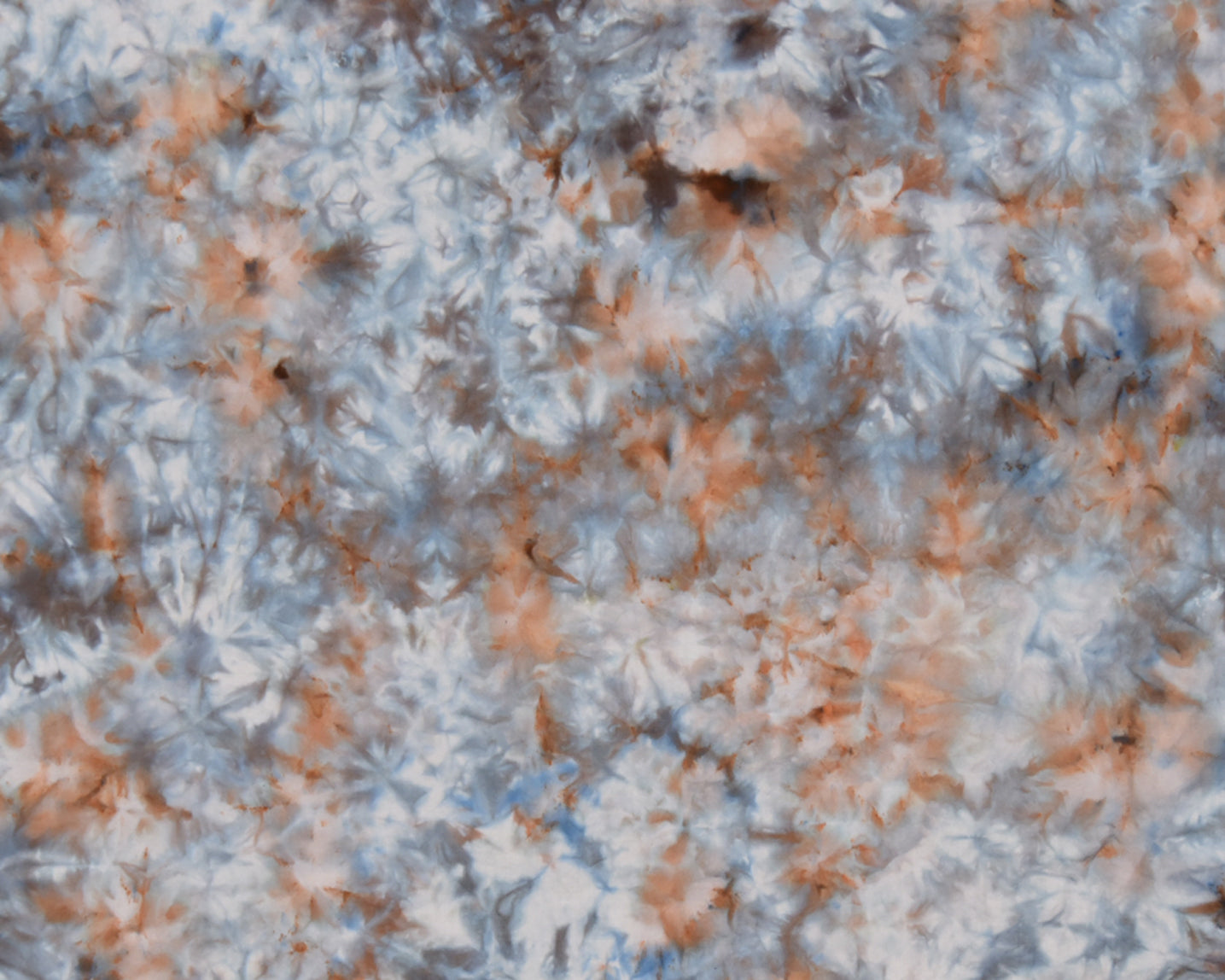 Quilter's Cotton Fabric - 17" x 18.5"