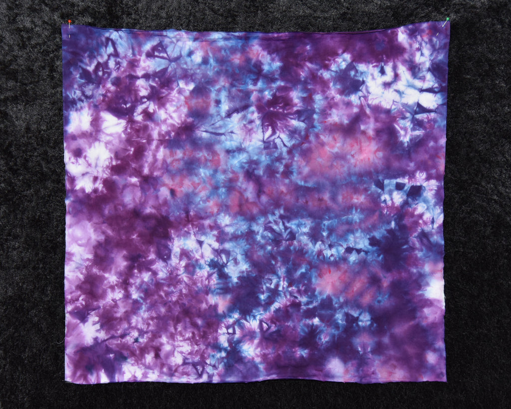 Quilter's Cotton Fabric - 17" x 18.5"