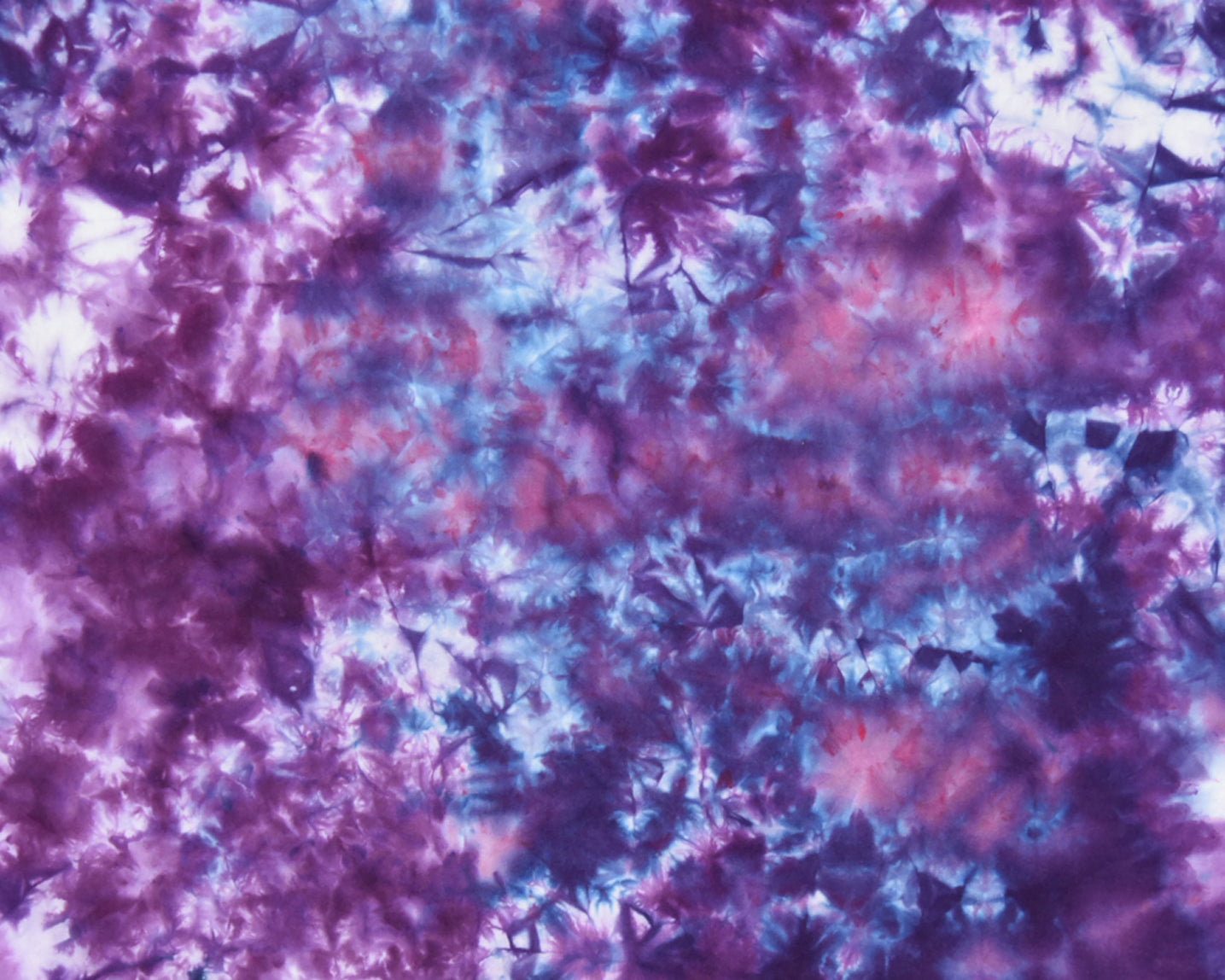 Quilter's Cotton Fabric - 17" x 18.5"