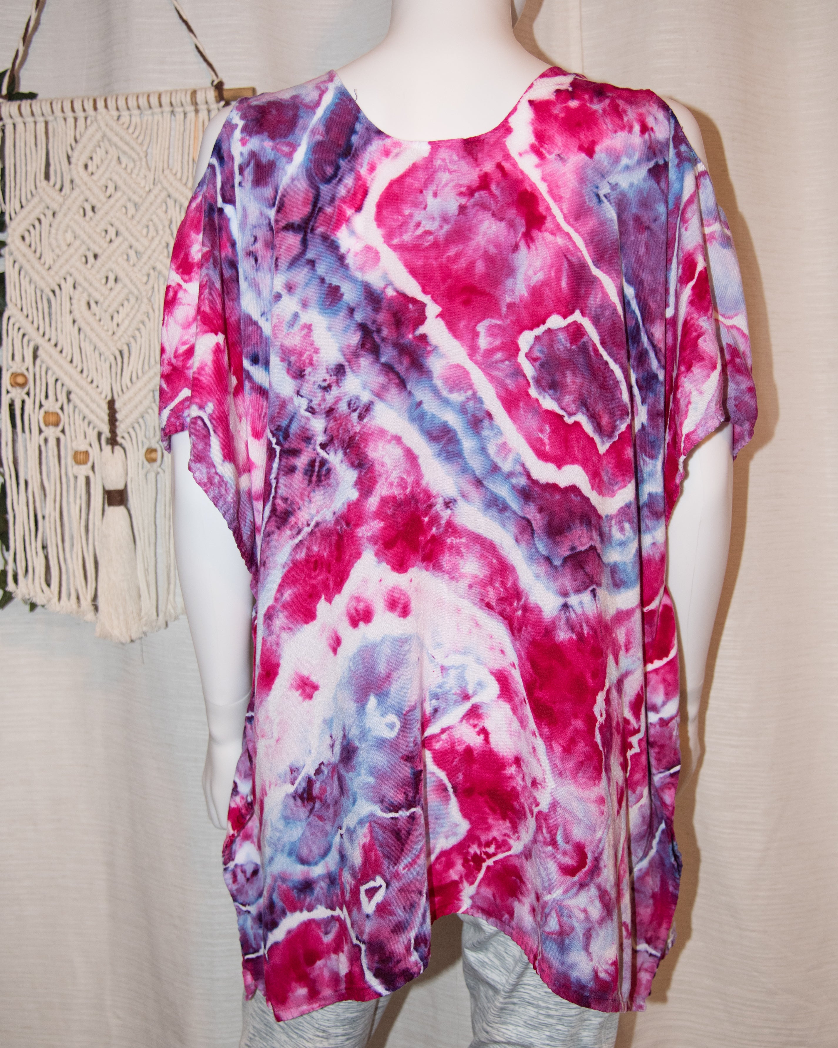 Large/Extra Large - Open Shoulder Poncho