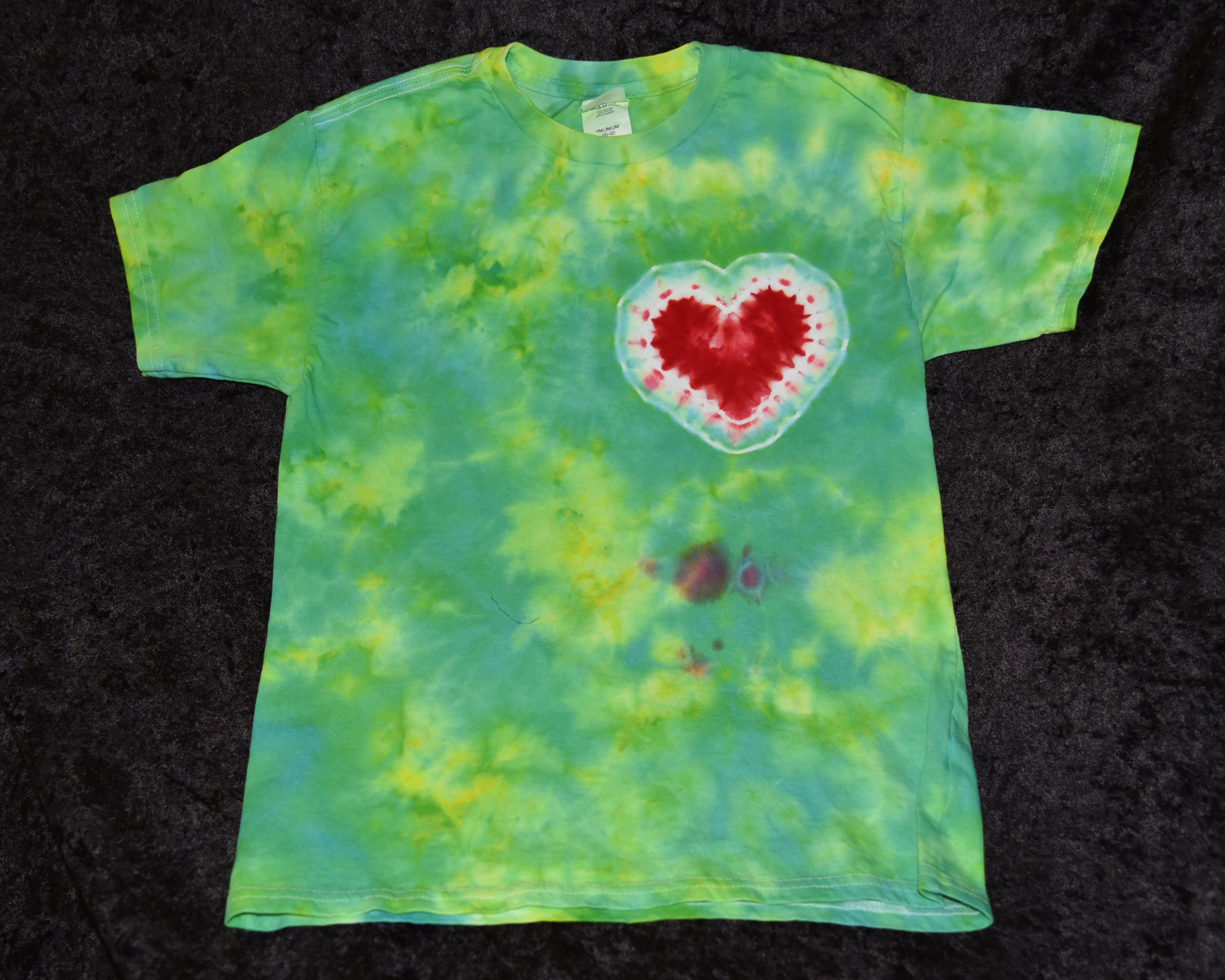 Youth (Size M) T-shirt - Green with Heart