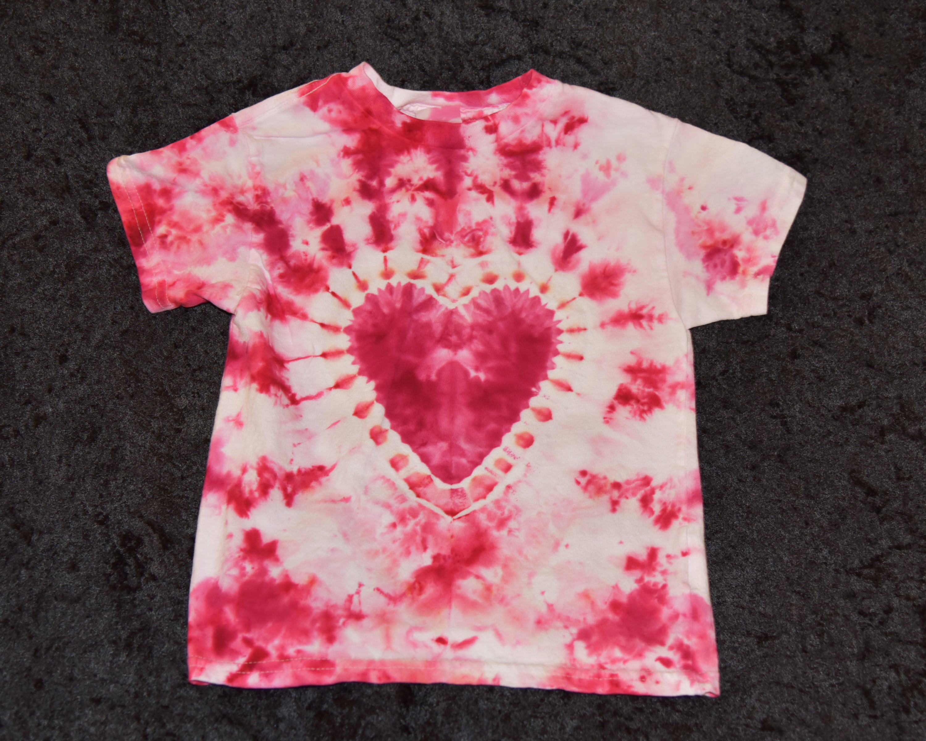 Youth (Size XS) T-shirt - Pink Heart