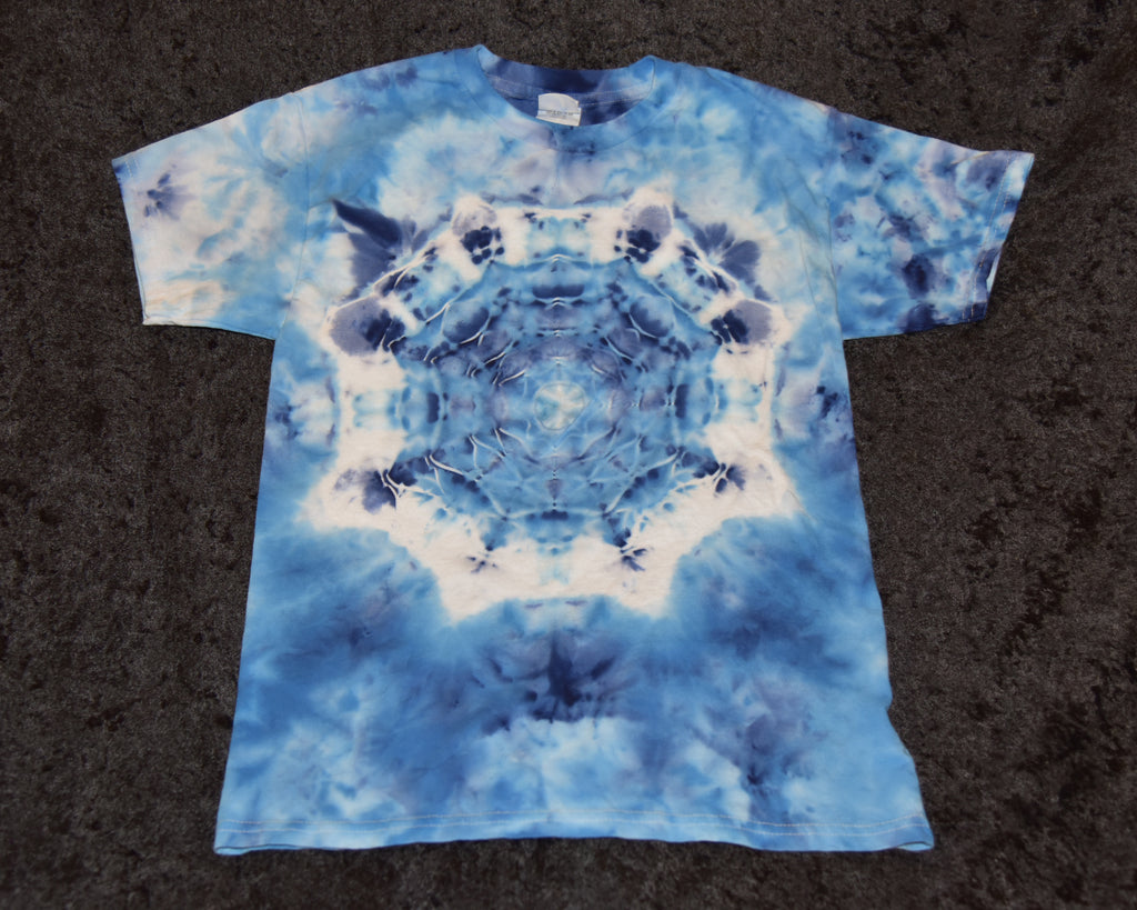 Youth (Size M) T-shirt - Blue Mandala