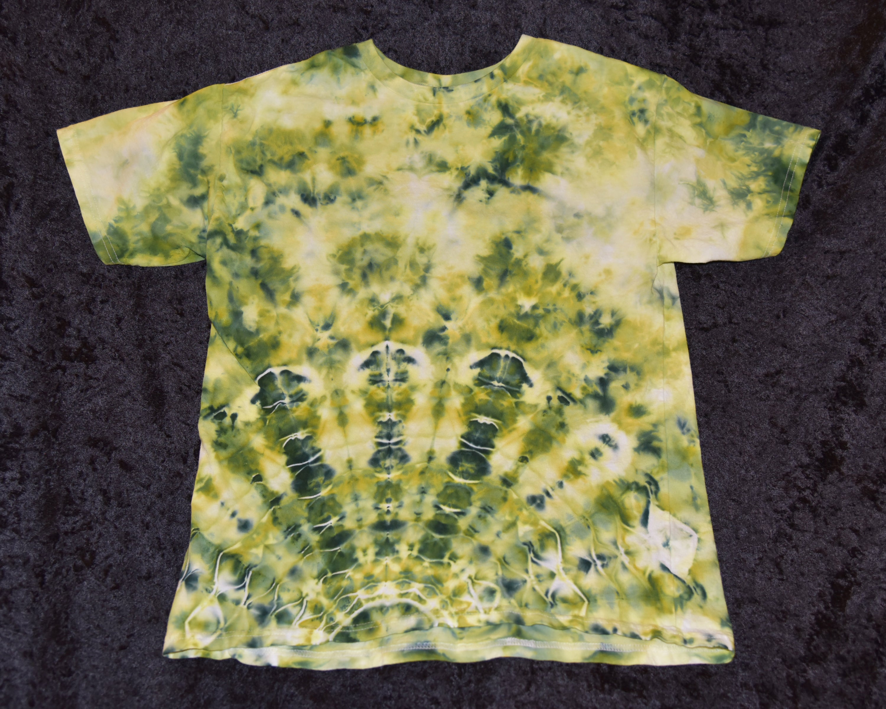 Youth (Size XL) T-shirt - Green Mandala