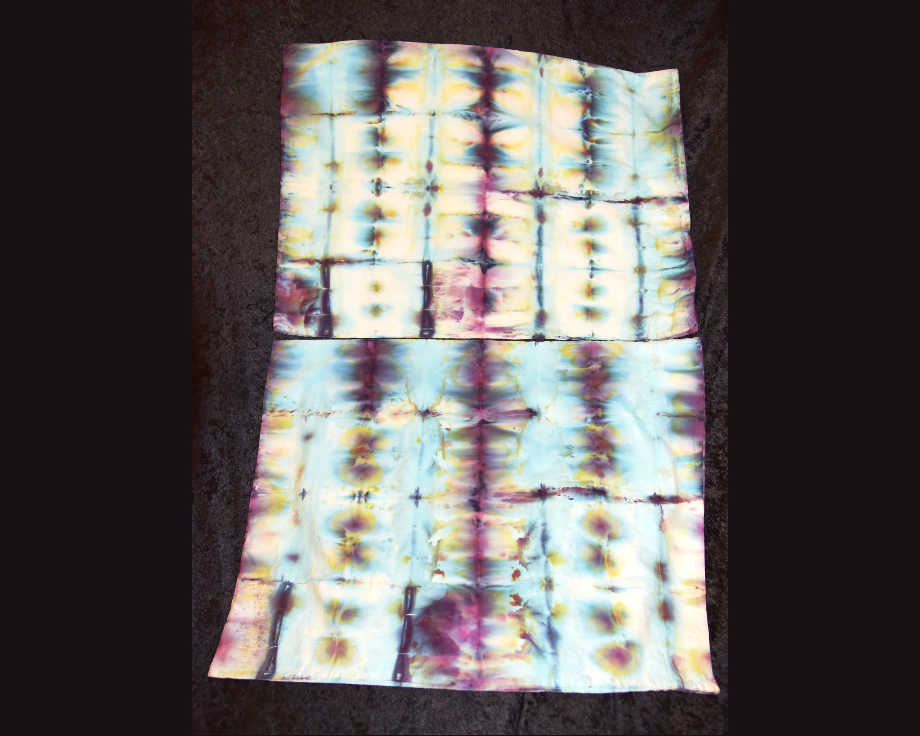 Blue pillow case set