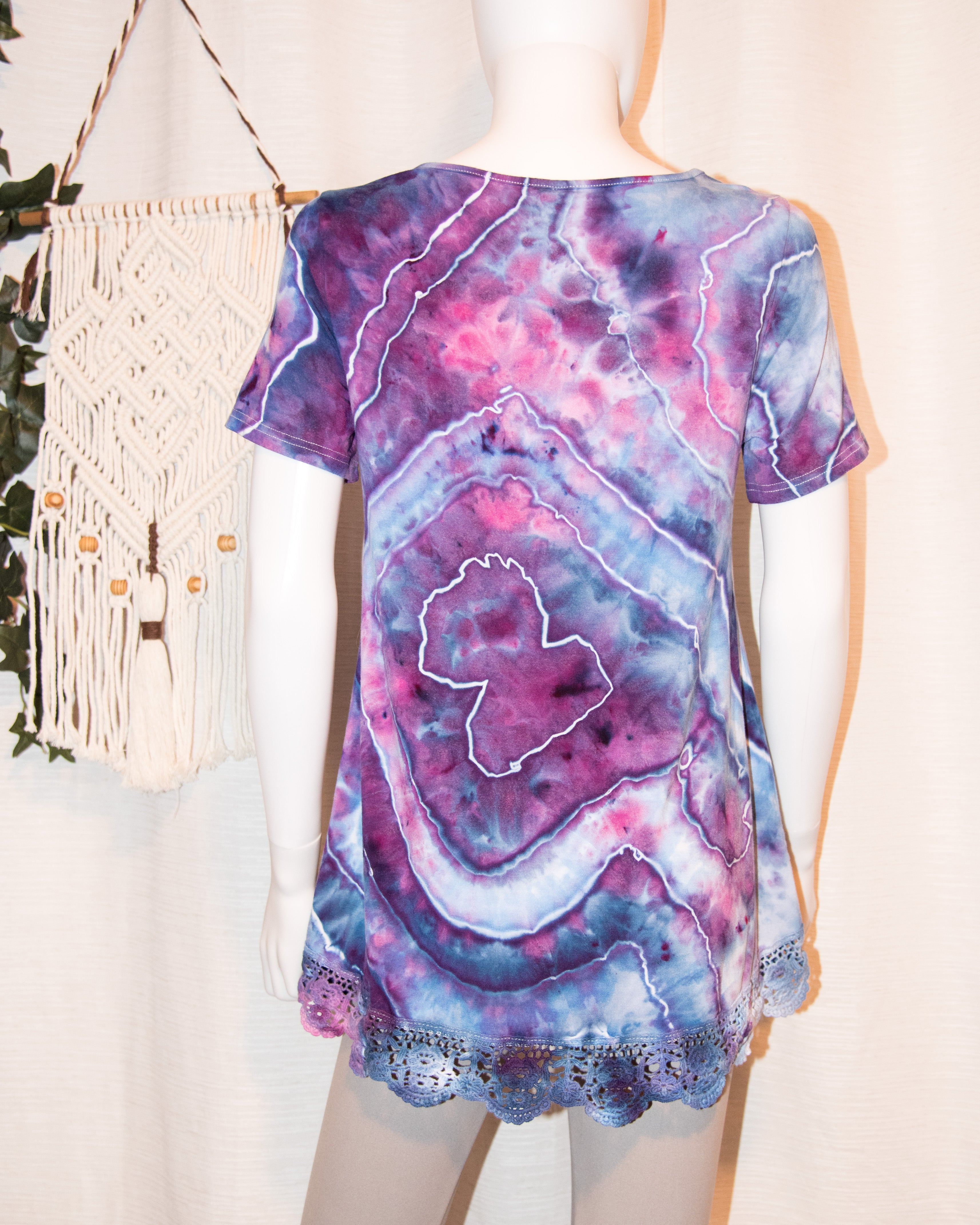 Medium- Women's Lace Hem Shirt - Purple