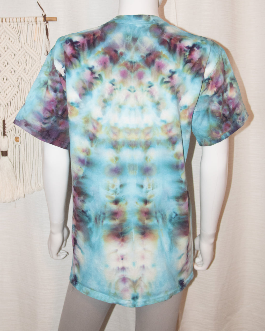 Medium (adult) - T-Shirt