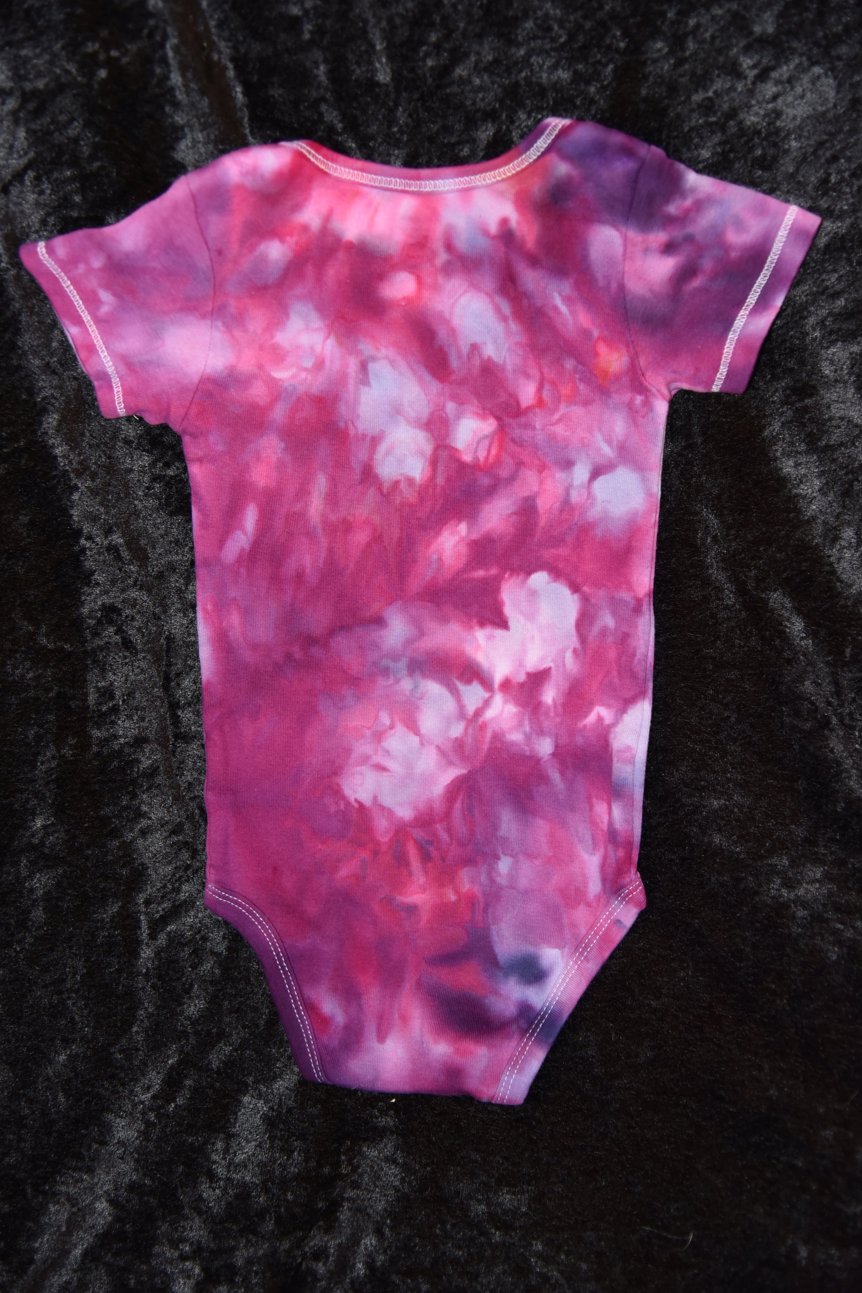 18 mo. bodysuit - Raspberry (Dark Pink)