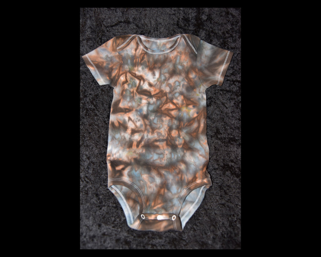 24 mo. bodysuit - Brazilnut