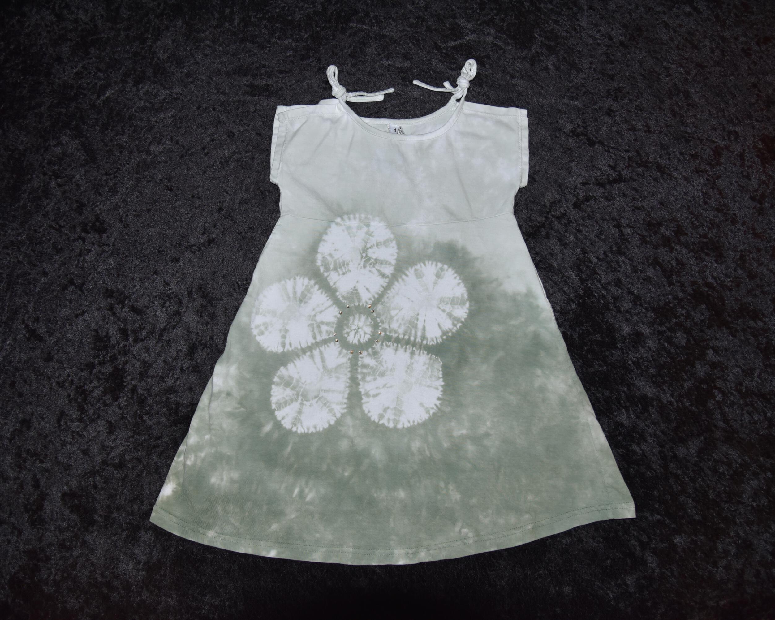Split sleeve tie-dye dress (4) - Sage green flower with rhinestones