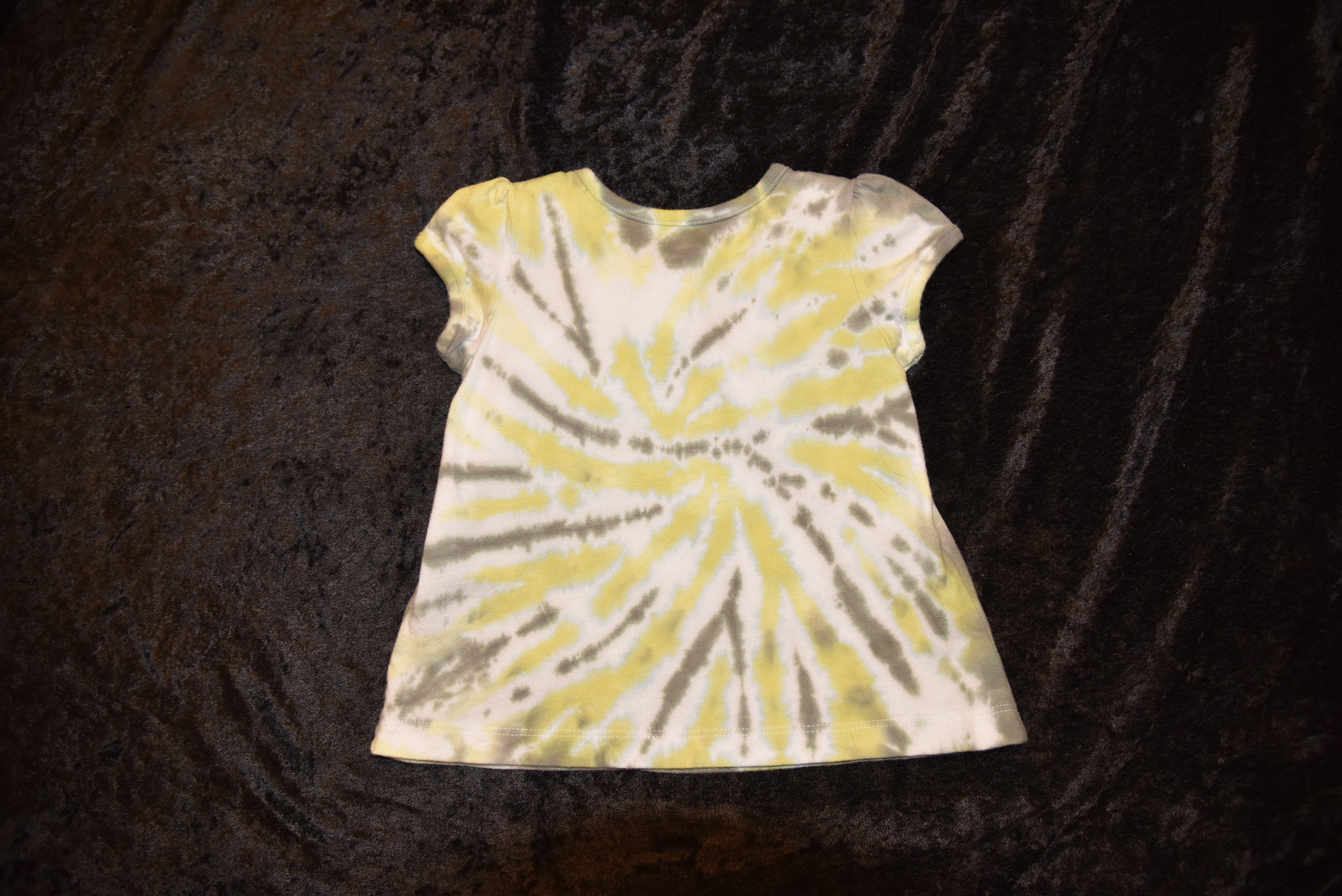 18mo. shirt - Yellow & Green Spiral