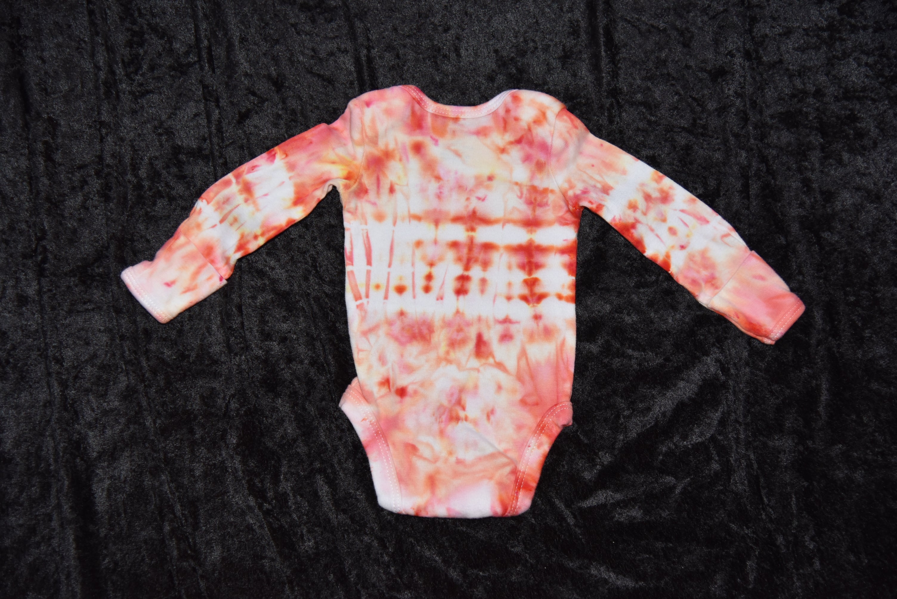 Newborn bodysuit - Coral Pink